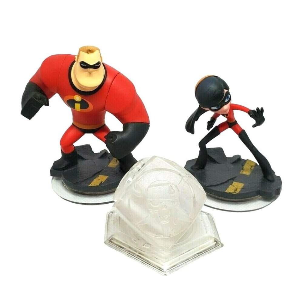 Disney Infinity 1.0 Mr. & Mrs. Incredible And Game Crystal Game Pieces Xbox 360